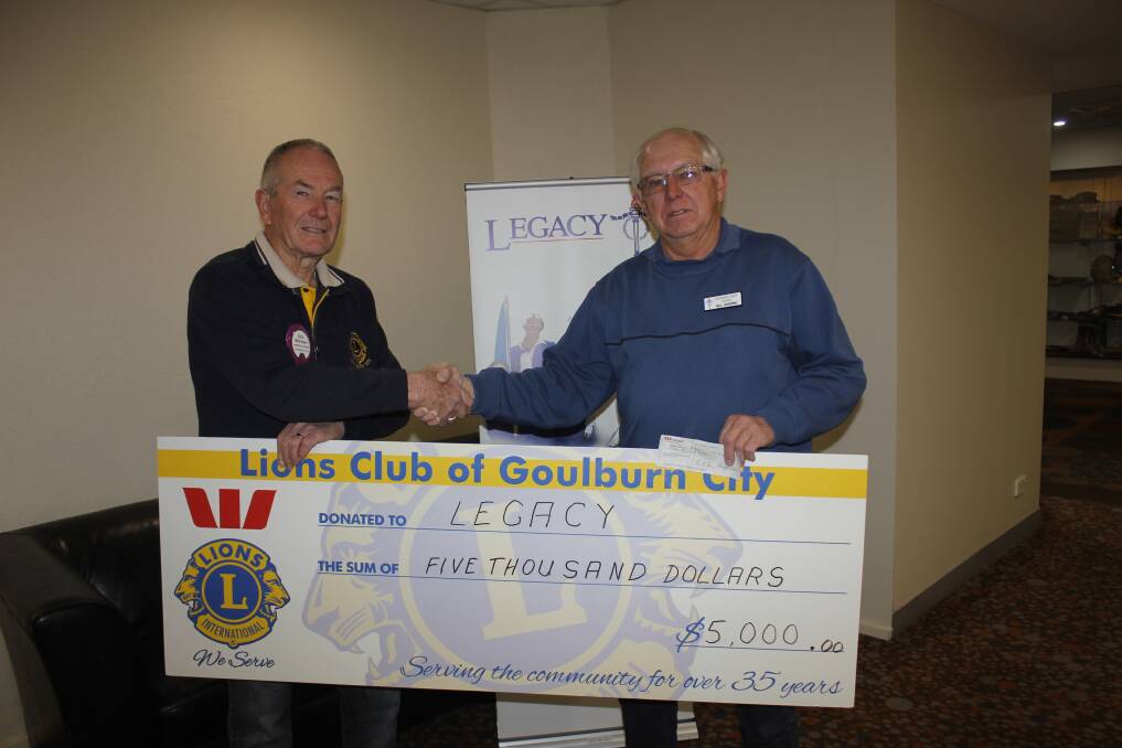 The Lions Club of Goulburn City President, Mr Bill Starr, presented Goulburn Legacy President, Legatee Bill Harding with a cheque for $5000 to go towards their Annual Appeal. 