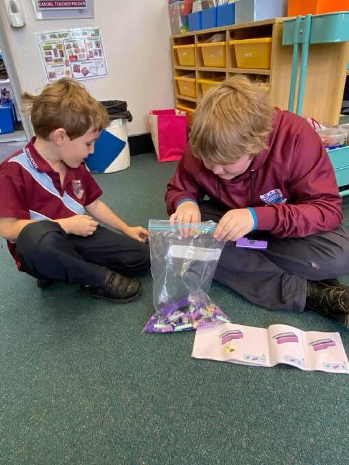 Goulburn Public School students playing with lego. Photo: GPS