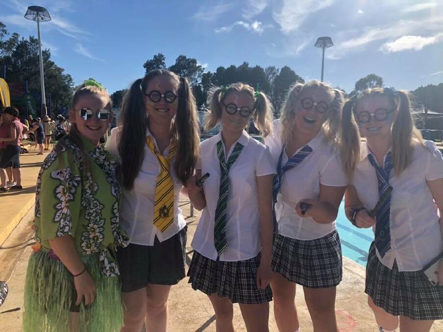 Mulwaree High School students had a fun and social time at their swimming carnival. Photo supplied. 