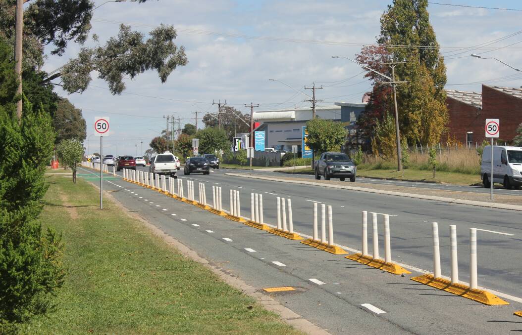 The speed limit on one end of Hume Street has temporarily decreased to 50km/h. Photo: Burney Wong. 