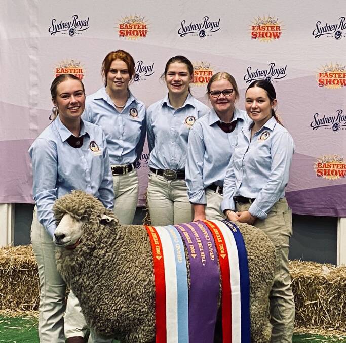 Jessica Sharman, Claire Pettit, Hannah Smith, Emma Page and Monique Sharman with Trinity Dixie. Pic: Supplied