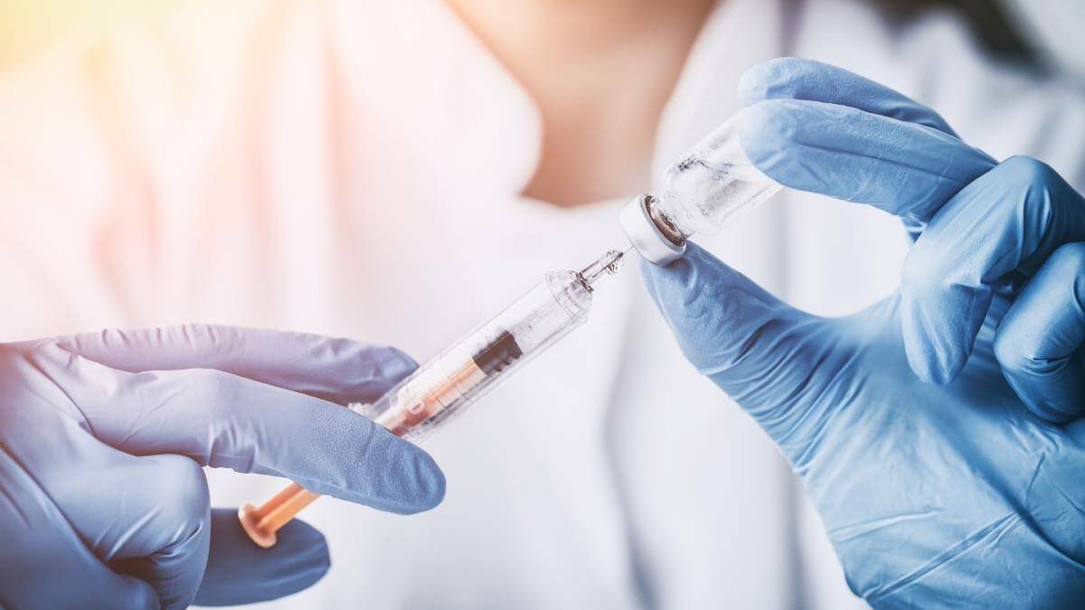Goulburn health workers to travel to Wollongong to get vaccination