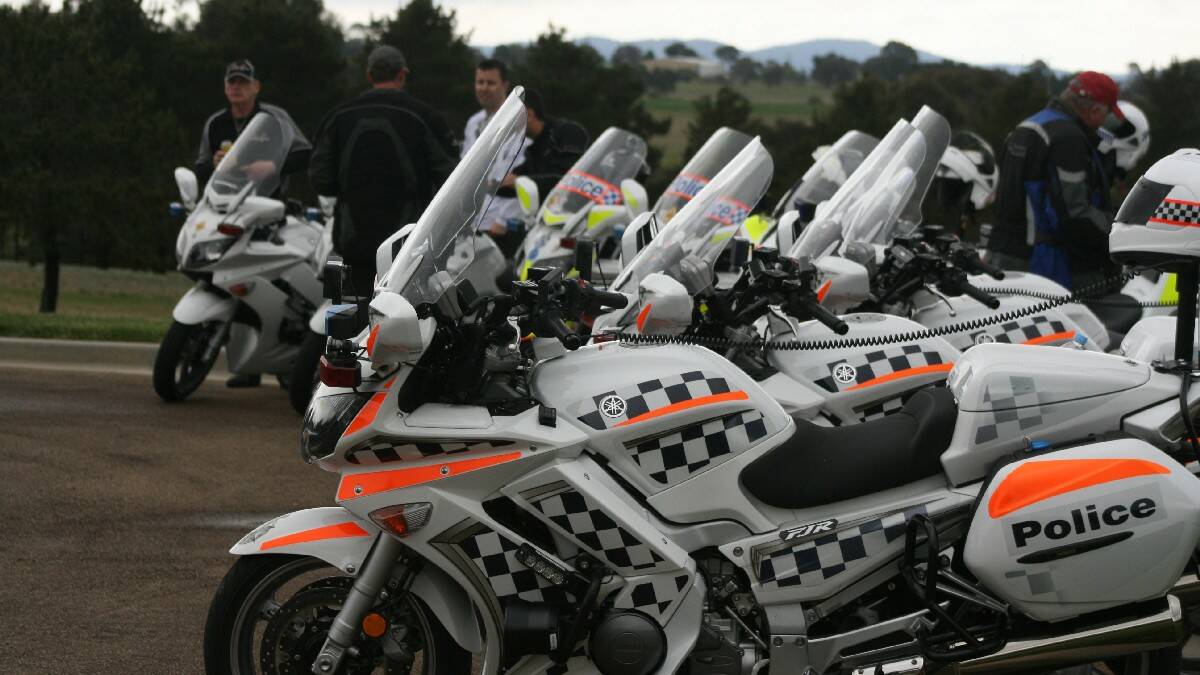 Riders from the 2013 Wall to Wall Ride arrive and mingle at the NSW Police Academy in Goulburn. Photo Chris Gordon.