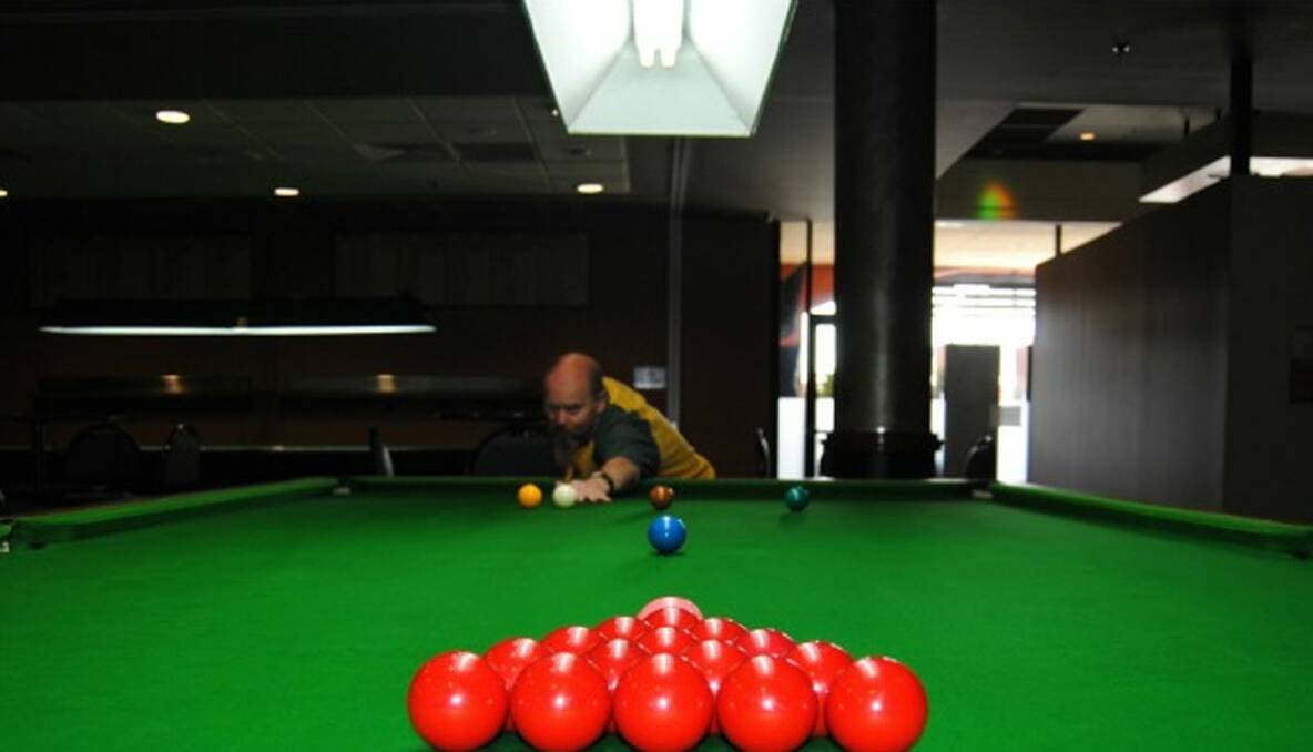 SNOOKERED: CLUB VOWS TO PLAY ON DESPITE SETBACK IN NUMBERS: President of the Goulburn Snooker Association, Graham Barrett, needs recruits BREAKING POINT: President of the Goulburn Snooker Association, Graham Barrett, needs recruits 